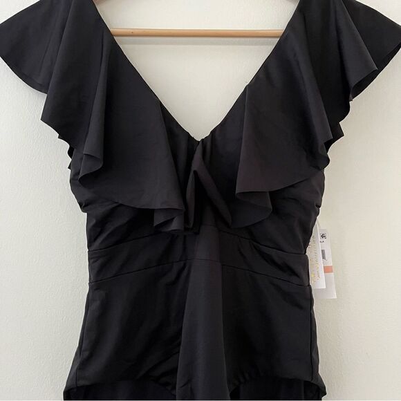 Trina Turk Monaco Solids Ruffle Plunge One Piece Swimsuit Size 2 NWT in Black - Picture 6 of 10